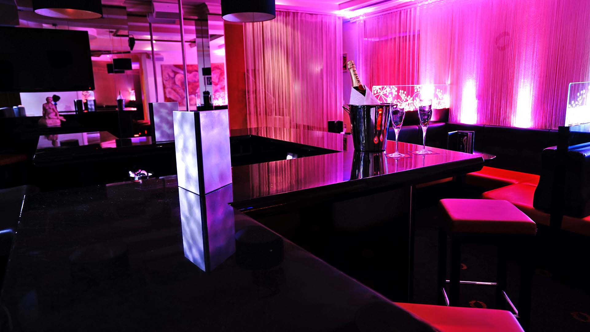 inside LadyO` LADYO`